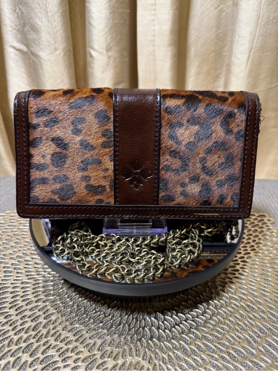 Patricia Nash Handbags - Patricia Nash Leopard Haircalf Leather Chain Crossbody Clutch